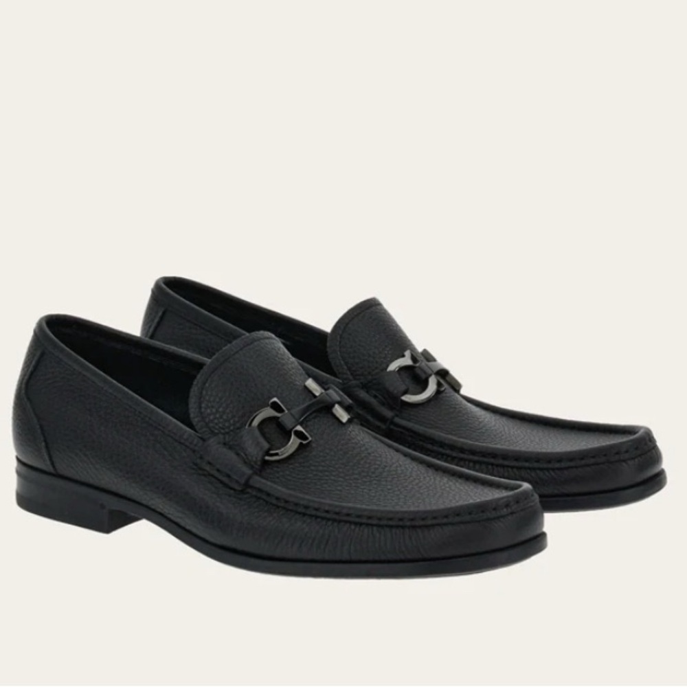 Men's Black Loafers by ferragamo